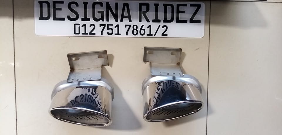 AUDI RS3 EXHAUST TIPS - Private Seller AUDI RS3 EXHAUST TIPS - Private Seller