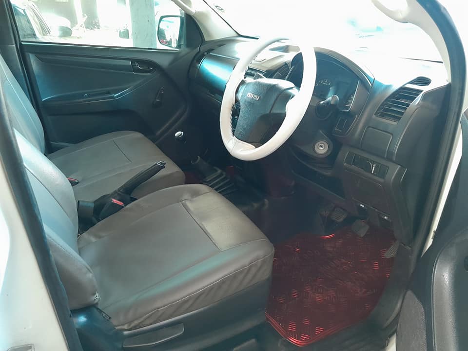 2015 ISUZU KB250 2.5 SINGLE CAB 4X2 MANUAL
