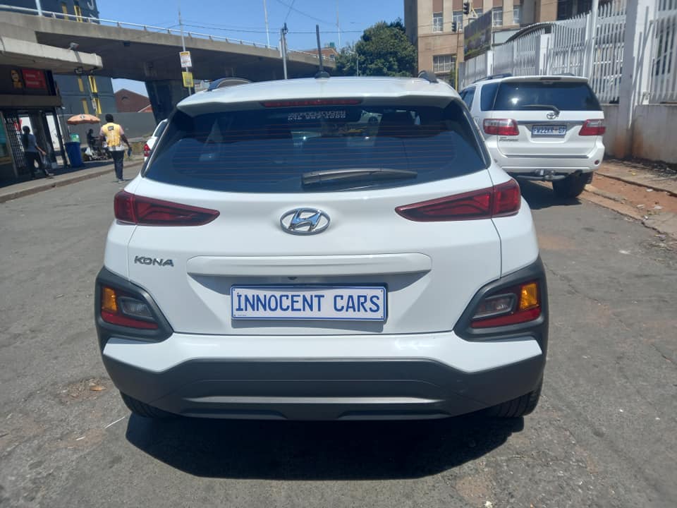 2019 HYUNDAI KONA 2.0 PETROL, AUTOMATIC TRANSMISSION, WHITE COLOUR