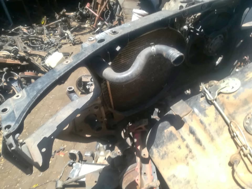 AUDI A4 B5 CRADLE - Private Seller AUDI A4 B5 CRADLE - Private Seller