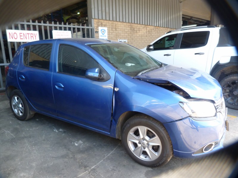 Renault Sandero 900T Dynamique Manual Blue - 2014 STRIPPING FOR SPARES - Private Seller