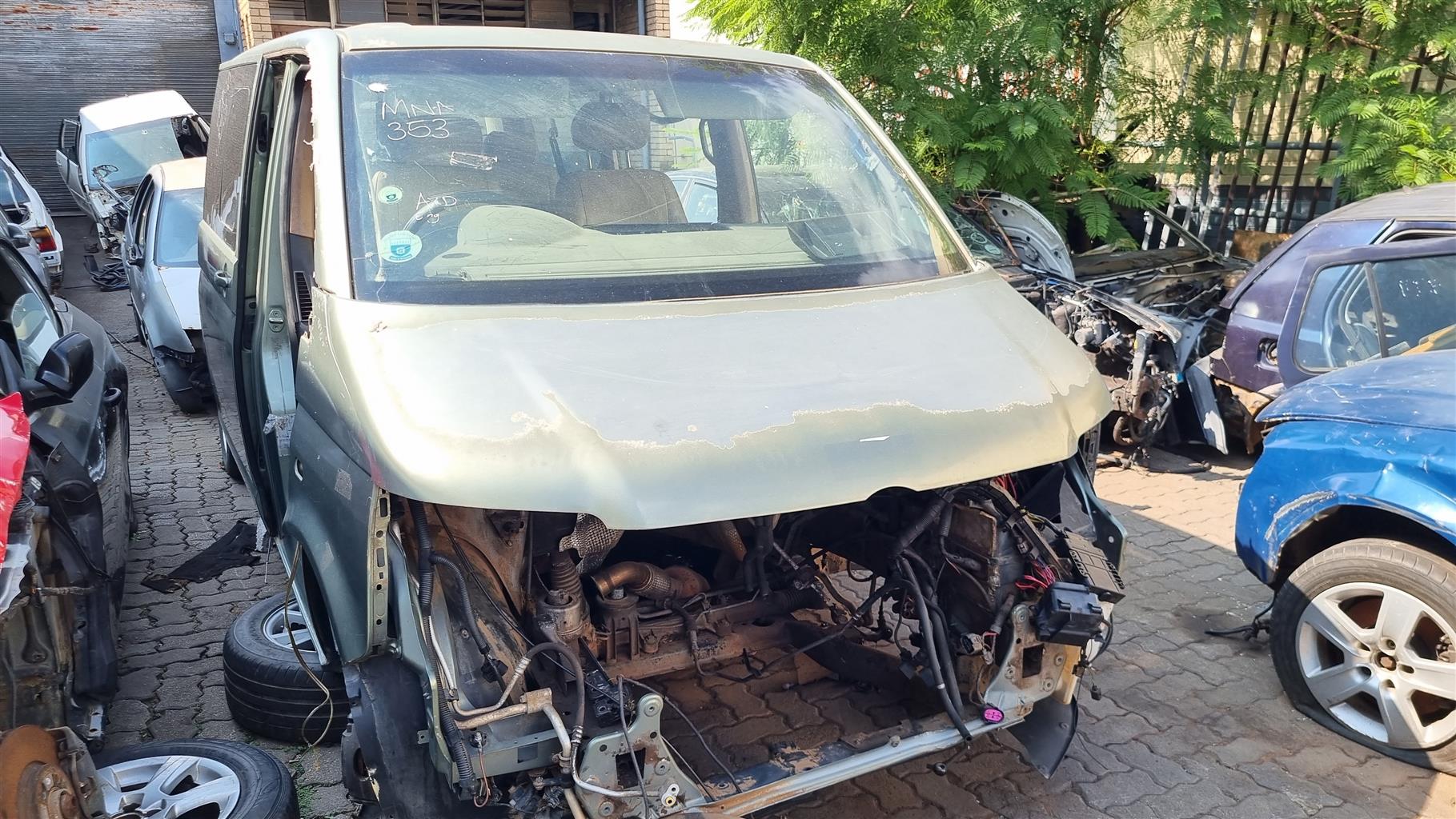 T5 2,5 TDI STRIPPING FOR SPARES - Private Seller T5 2,5 TDI STRIPPING FOR SPARES - Private Seller