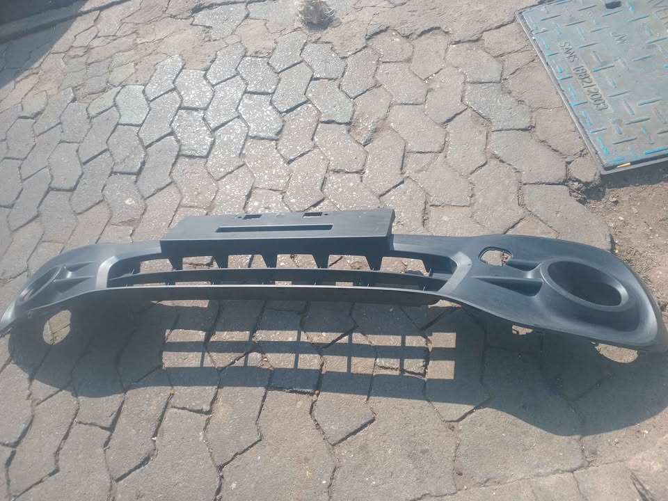 Suzuki Maruti GRILLERADIATOR LOWER - Private Seller Suzuki Maruti GRILLERADIATOR LOWER - Private Seller