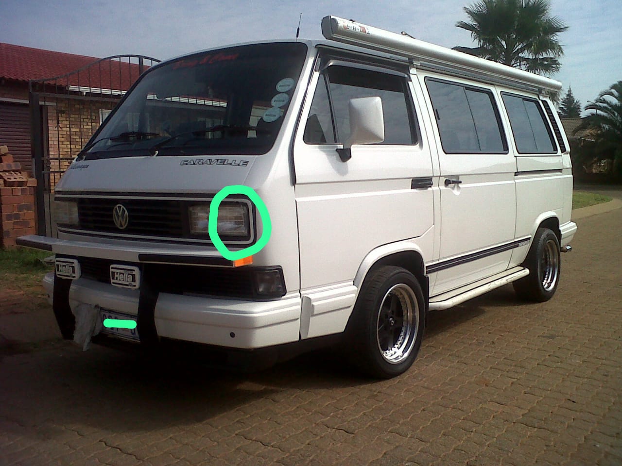 VW Caravelle 1990-2002 model LHS SINGLE HEADLIGHT ONLY for Sale