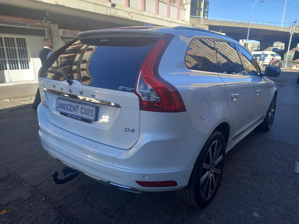 2018 VOLVO XC60 D4 2.2 DIESEL, AUTOMATIC, SUNROOF, WHITE COLOR