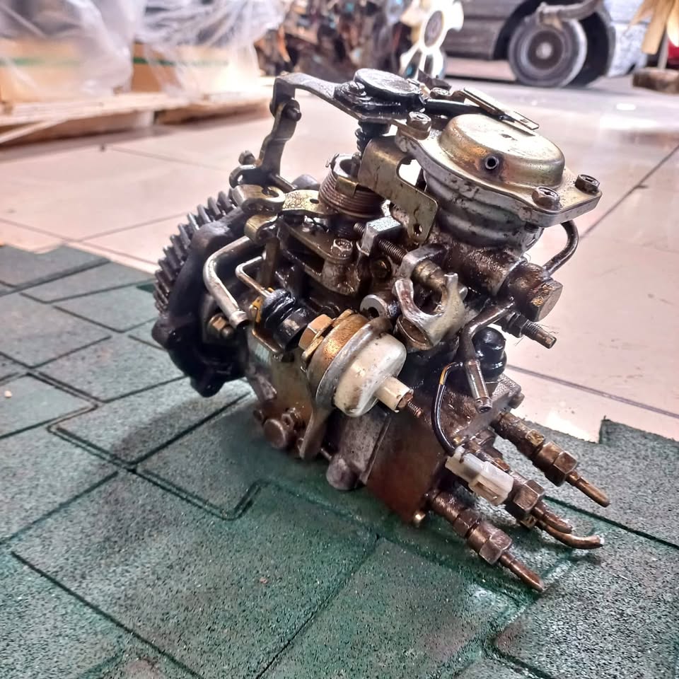 ISUZU KB280 Diesel Turbo Injector Pump - Private Seller ISUZU KB280 Diesel Turbo Injector Pump - Private Seller