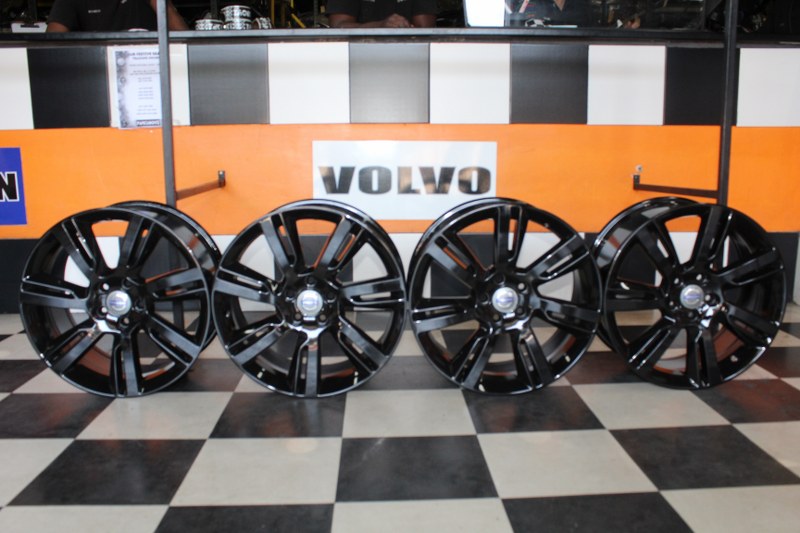 VOLVO 18 INCH RIMS FOR SALE (SET OF 4) - Private Seller