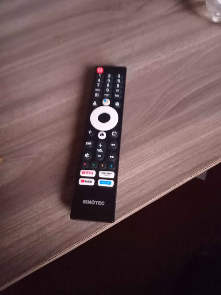 Sinotec Google smart TV 50 inch,3 month old,loaded with streaming apps for movies, series and sports