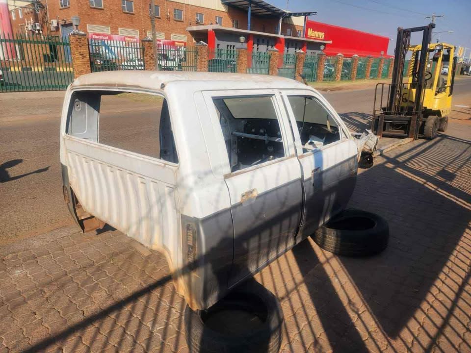 Mitsubishi colt cap and doors for sale - Private Seller Mitsubishi colt cap and doors for sale - Private Seller