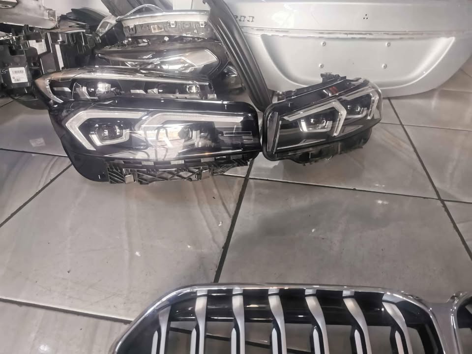 BMW G20 2024 headlights - Private Seller BMW G20 2024 headlights - Private Seller