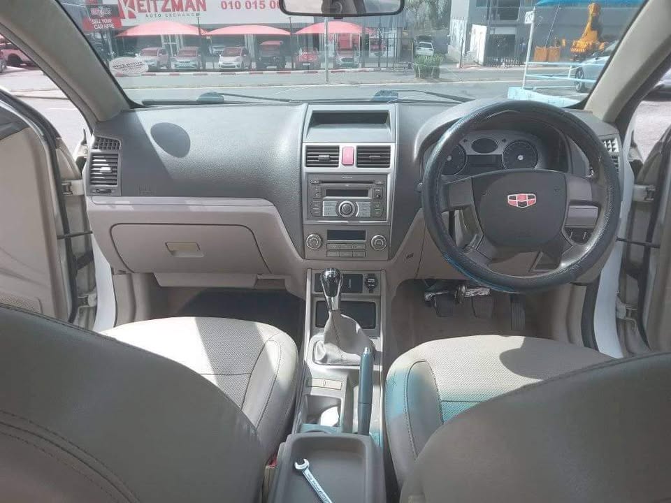 2016 Emgrand 7 2016 Geely done 140000km