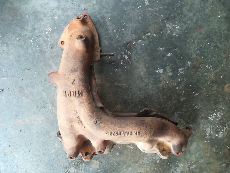 TOYOTA CAMRY 5S EXHAUST MANIFOLD - Private Seller TOYOTA CAMRY 5S EXHAUST MANIFOLD - Private Seller