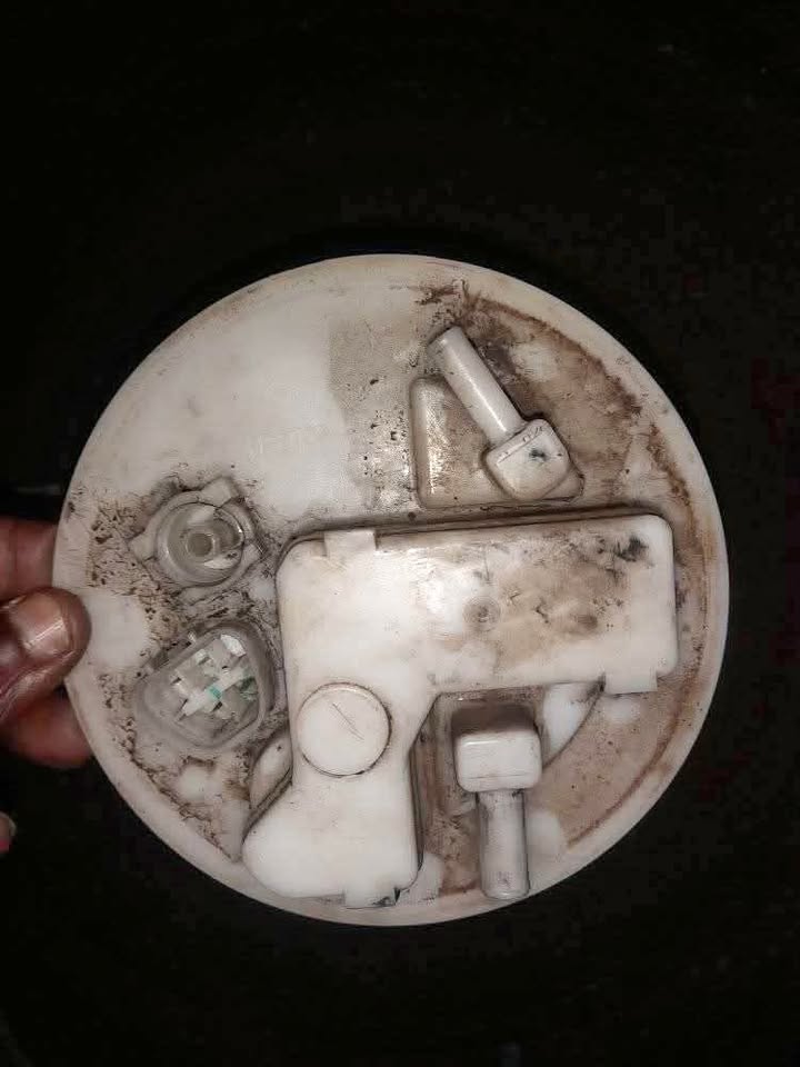 TOYOTA ETOS PETROL PUMP - Private Seller TOYOTA ETOS PETROL PUMP - Private Seller