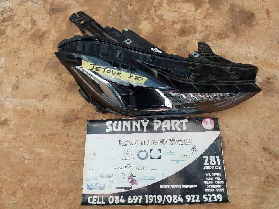 Jetour X70(Chery) Headlight - Private Seller Jetour X70(Chery) Headlight - Private Seller