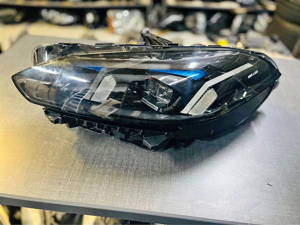 Bmw 1 series F70 headlight 2025