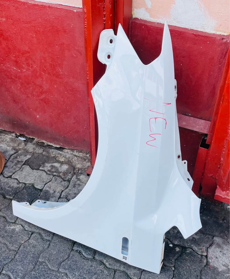 VW CADDY FENDER 2015/20 - Private Seller VW CADDY FENDER 2015/20 - Private Seller