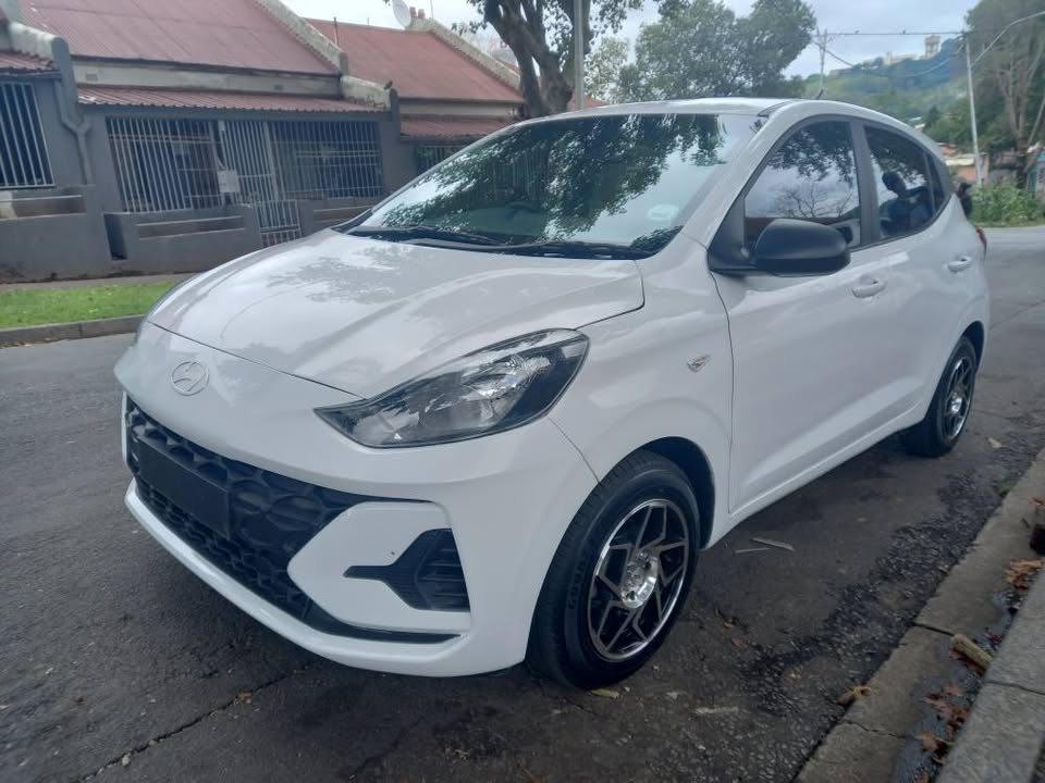 2024 Hyundai i10 Grand 1.2 Petrol, Automatic, White Color, Mileage 1000kms Service p