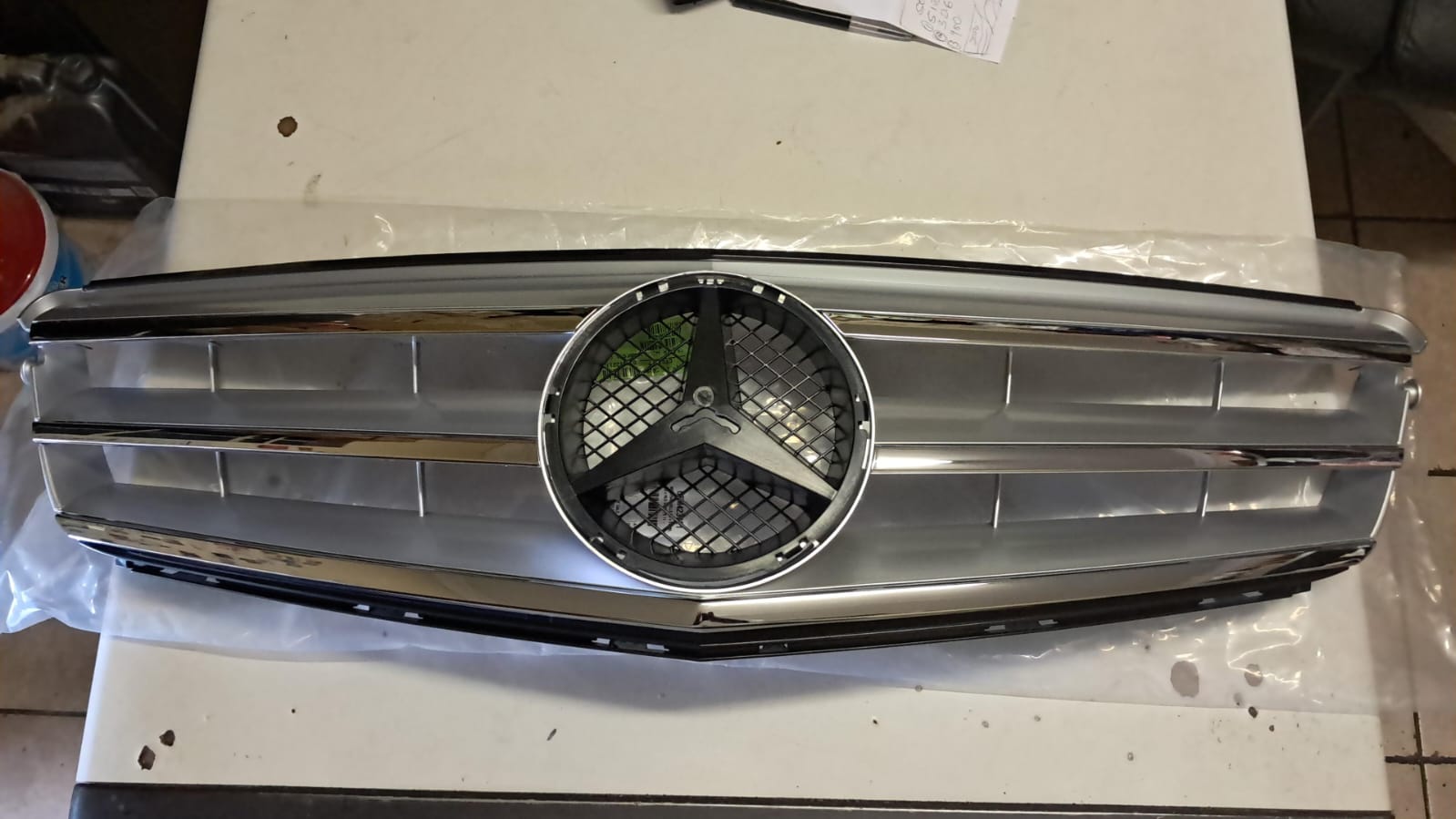 Merc Benz W204 Grill - Private Seller