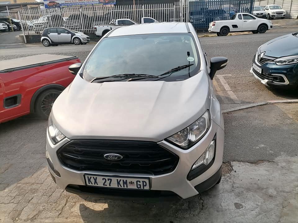 2020 Ford Ecosport 1.0 Ecoboost Titanium SUV with a nice interior seat