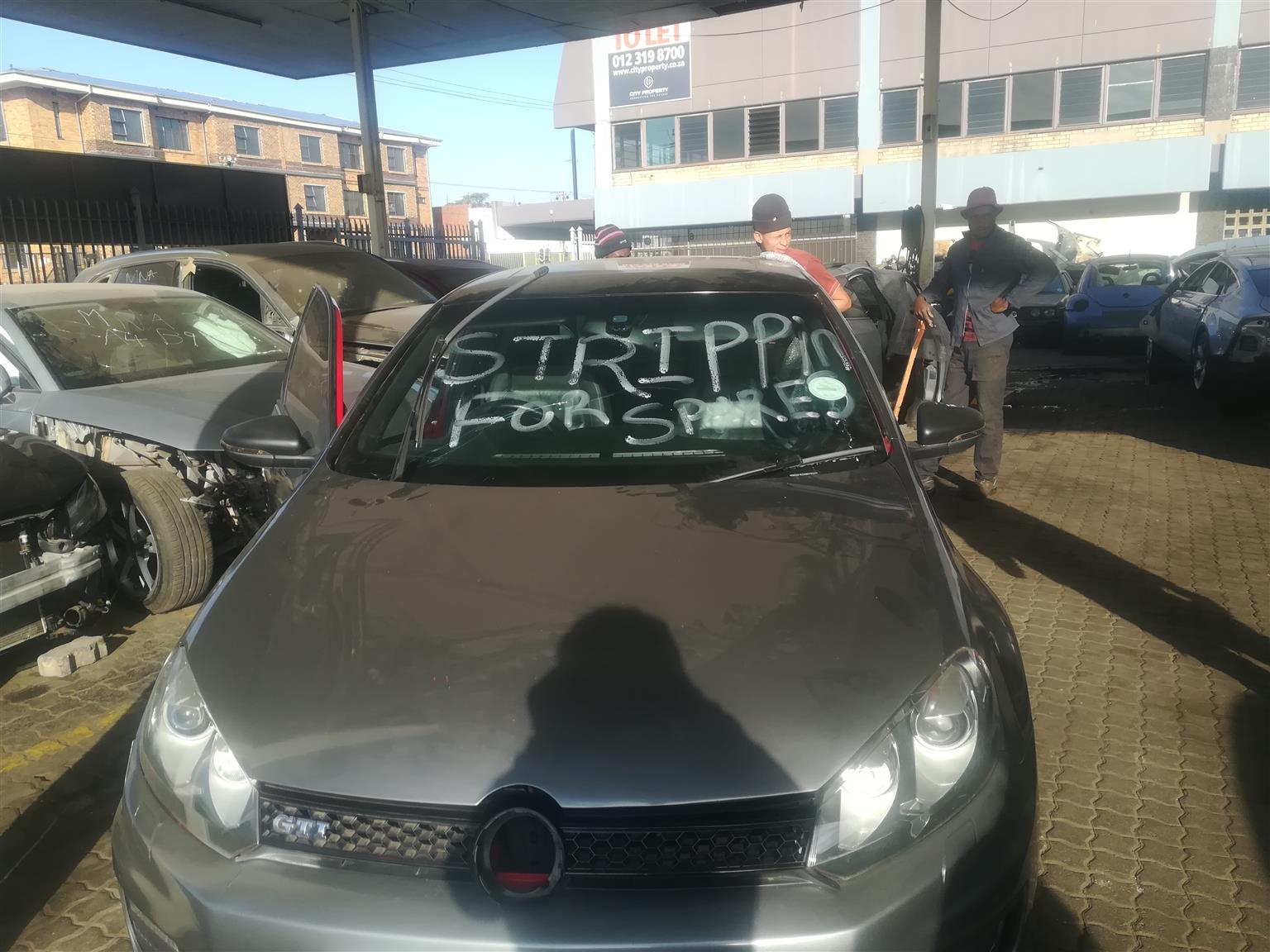 GOLF 6 1.4TFSI STRIPPING FOR SPARES ASK FOR SHEVANIE WHEN ENQUIRING - Private Seller GOLF 6 1.4TFSI STRIPPING FOR SPARES ASK FOR SHEVANIE WHEN ENQUIRING - Private Seller