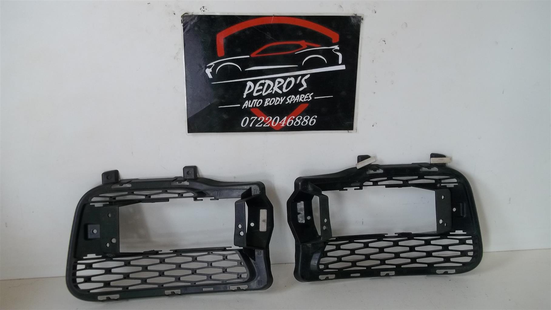 Range Rover Sport front bumper lower grilles - Private Seller Range Rover Sport front bumper lower grilles - Private Seller