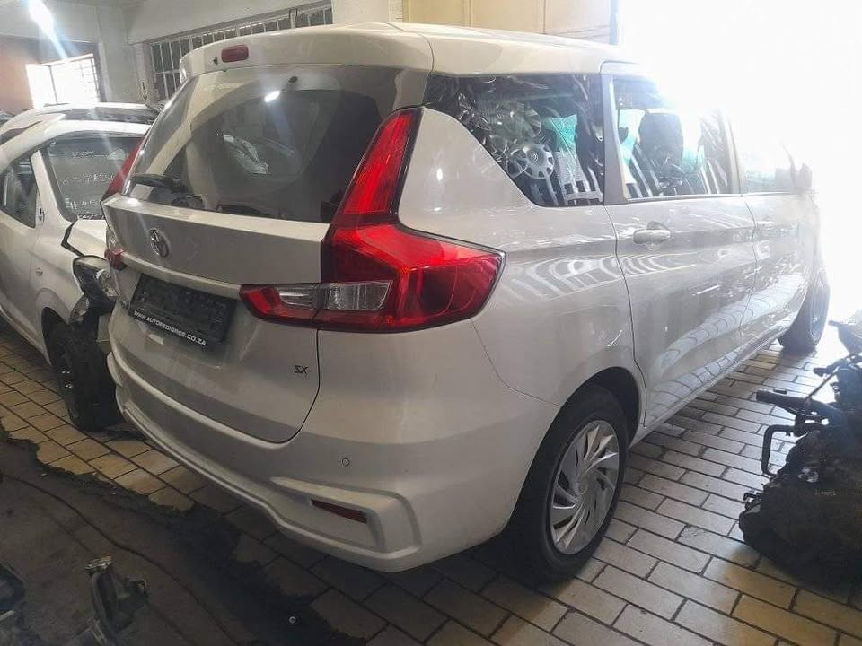 Suzuki Etiga Stripping for parts - Private Seller