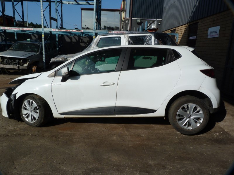 Renault Clio IV 900T Manual White - 2017 STRIPPING FOR SPARES - Private Seller Renault Clio IV 900T Manual White - 2017 STRIPPING FOR SPARES - Private Seller