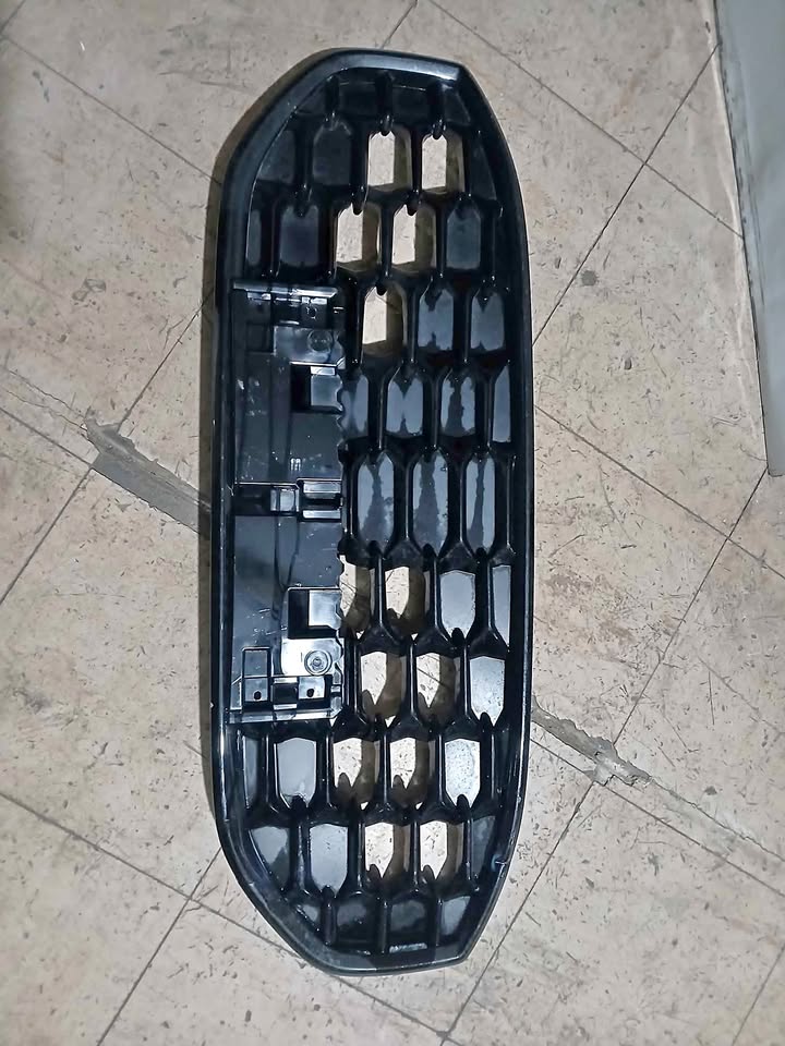 Suzuki swift grill - Private Seller Suzuki swift grill - Private Seller