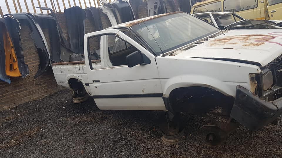Nissan 1 tonner stripping for spares - Private Seller Nissan 1 tonner stripping for spares - Private Seller