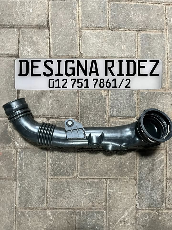 BMW E90 335i / E83 135i - N55 UPPER TURBO INLET AIR DUCT AVAILABLE. - Private Seller BMW E90 335i / E83 135i - N55 UPPER TURBO INLET AIR DUCT AVAILABLE. - Private Seller