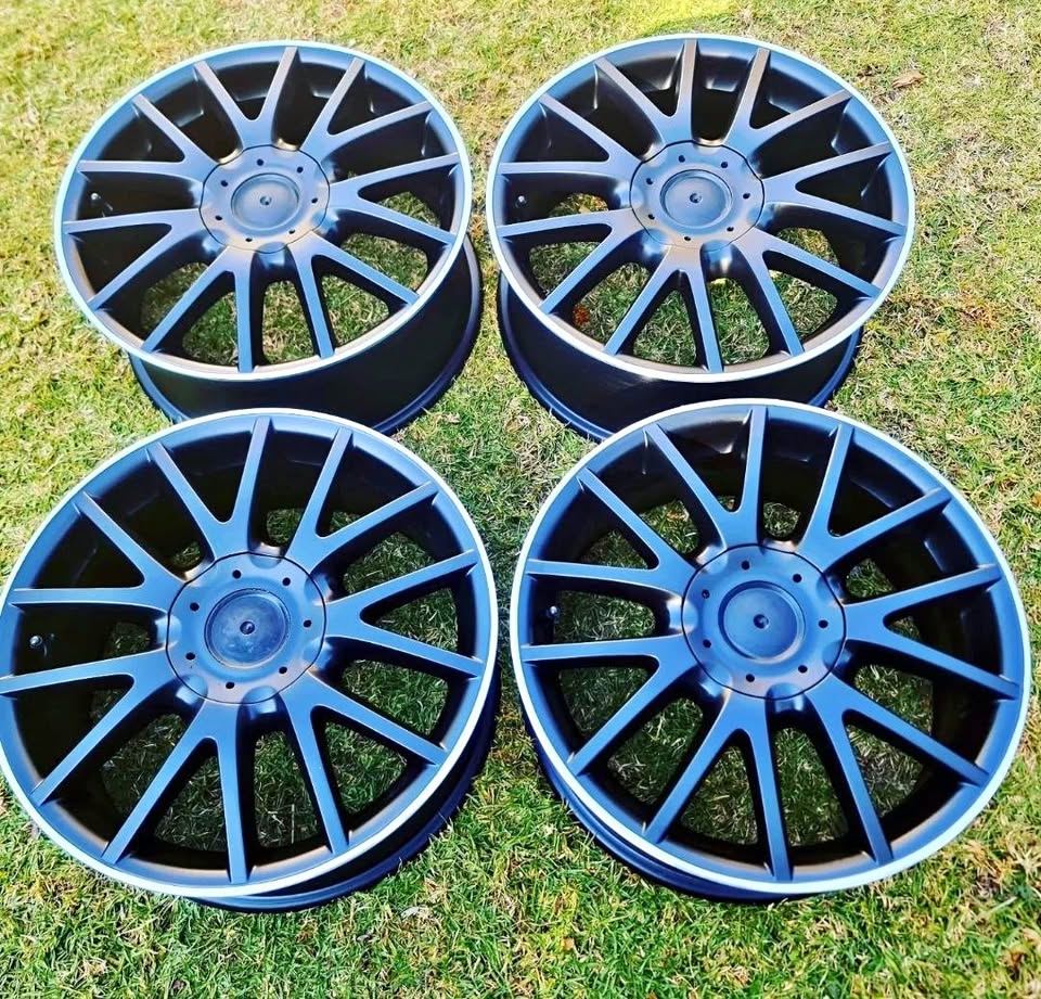 17" VW TSi RIMS LIKE NEW