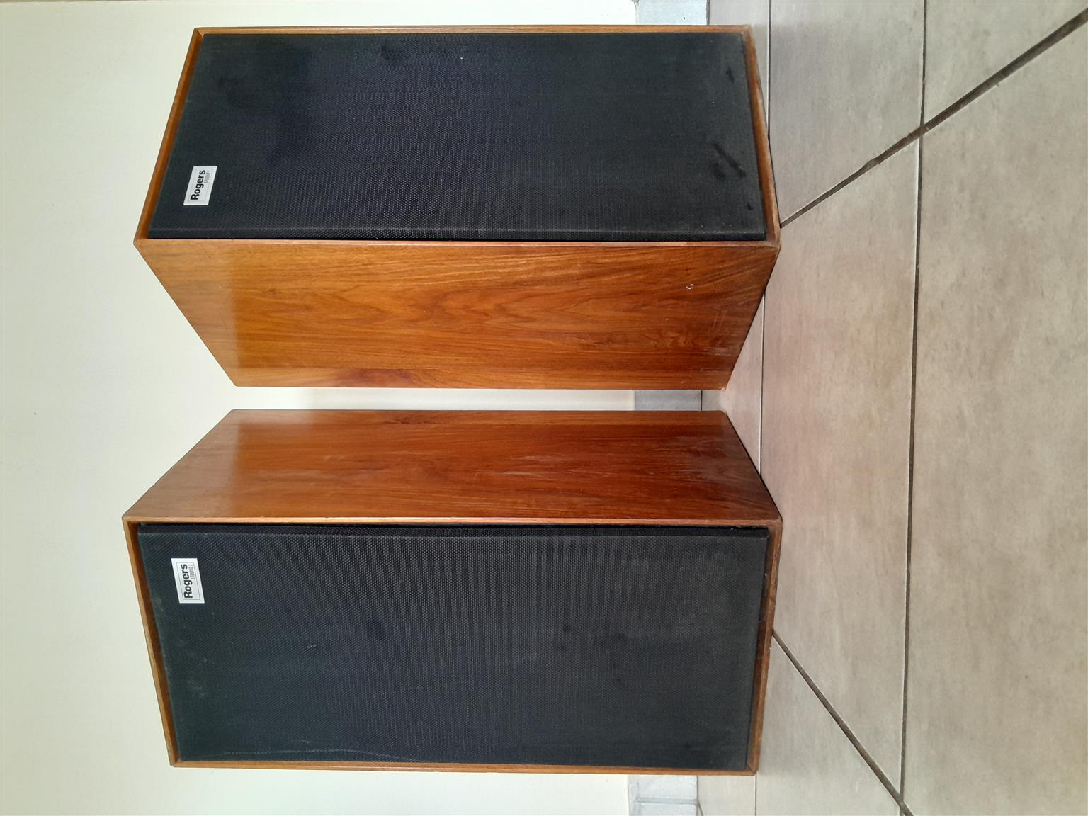 Vintage Roger's Studio 1 spiekers