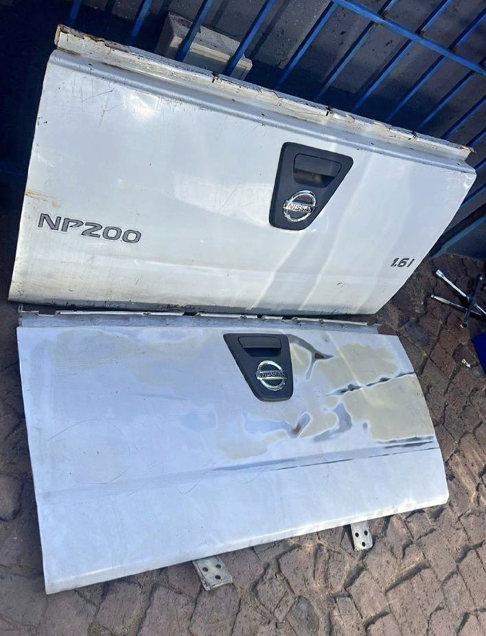 Nissan NP200 Tailgates For Sale Call 0️⃣7️⃣9️⃣0️⃣1️⃣6️⃣4️⃣1️⃣7️⃣4️⃣ - Private Seller