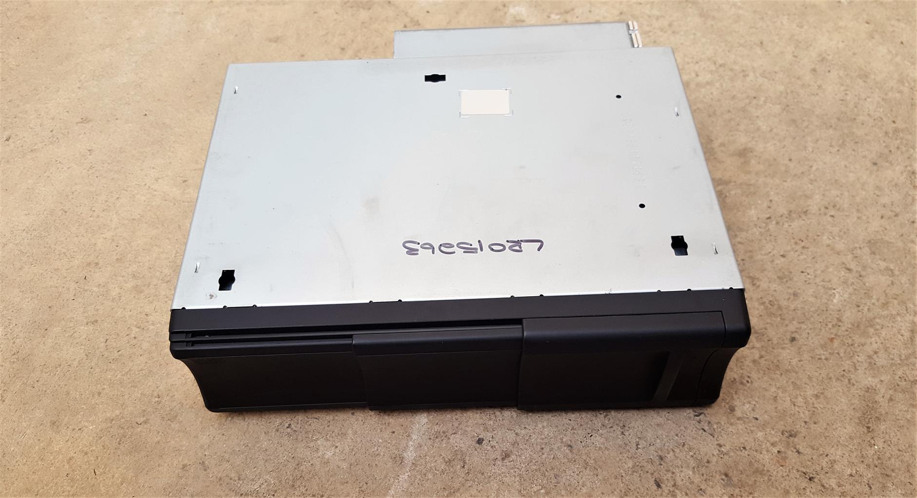 Land Rover Discovery 4 CD Shuttle for sale | AUTO EZI