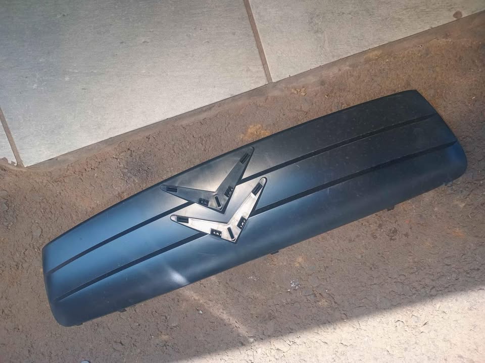 2008 citroen c2 front grill for sale - Private Seller 2008 citroen c2 front grill for sale - Private Seller