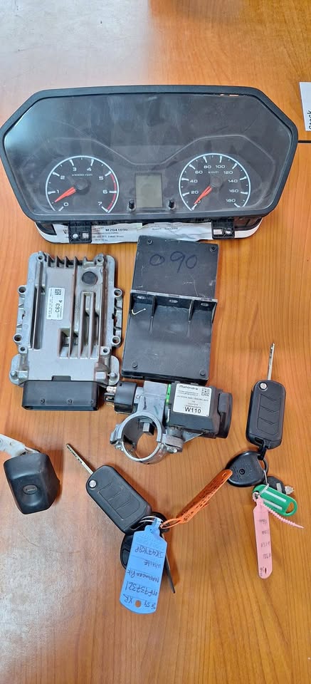 Mahindra scorpio S4 lockset available - Private Seller Mahindra scorpio S4 lockset available - Private Seller