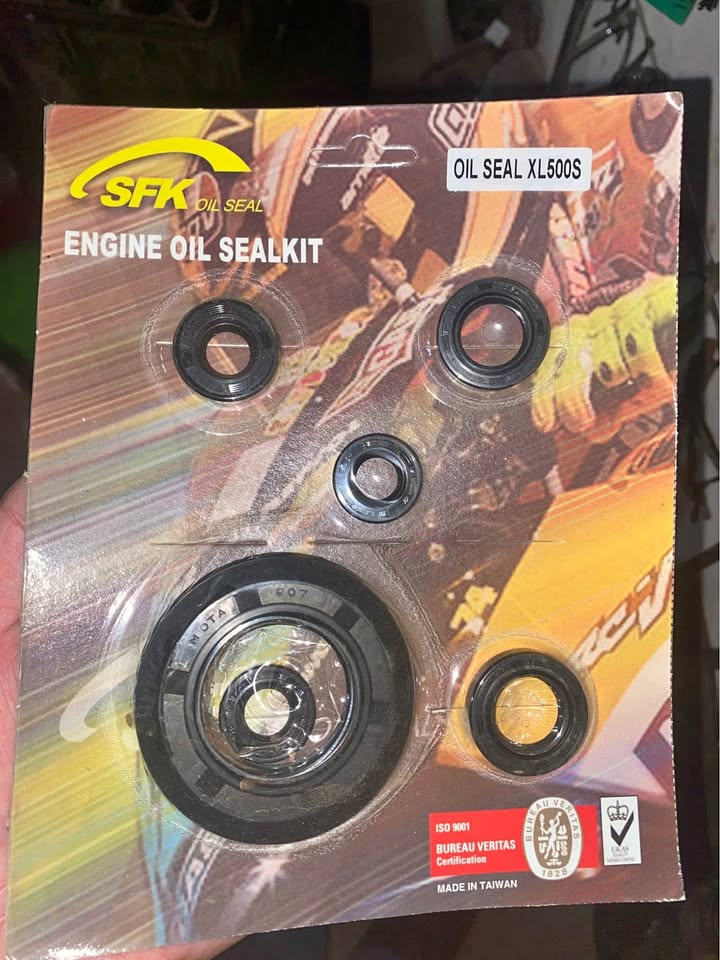 Honda XL/XR500 seal kit. Meyerton bike scrapyard new and secondhand spares and accessories. - Private Seller Honda XL/XR500 seal kit. Meyerton bike scrapyard new and secondhand spares and accessories. - Private Seller