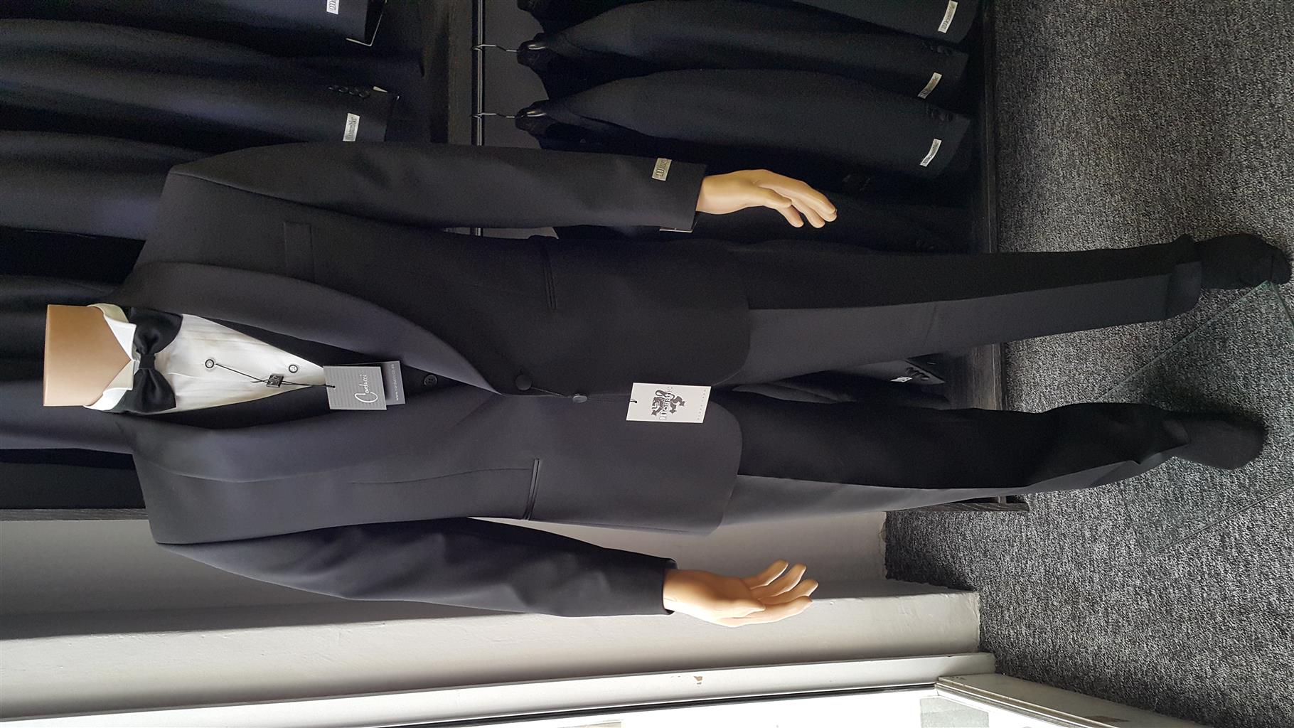 Mens suits, tuxedos, casual and formal wear for sale and hire