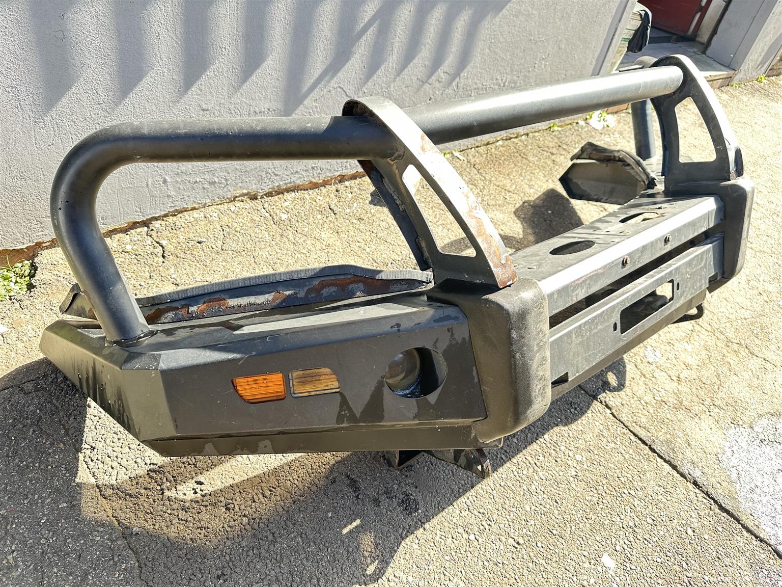 Toyota Hilux front steel Bumper - Private Seller Toyota Hilux front steel Bumper - Private Seller