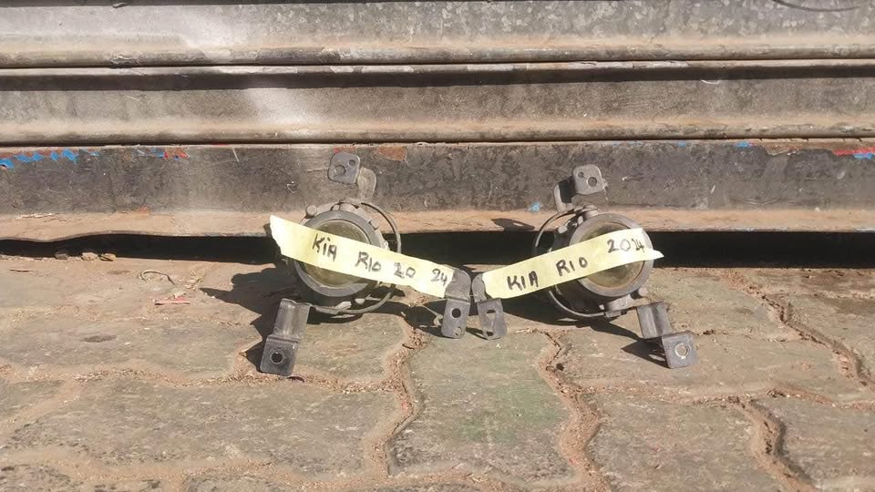Kia Rio fog lights - Private Seller Kia Rio fog lights - Private Seller