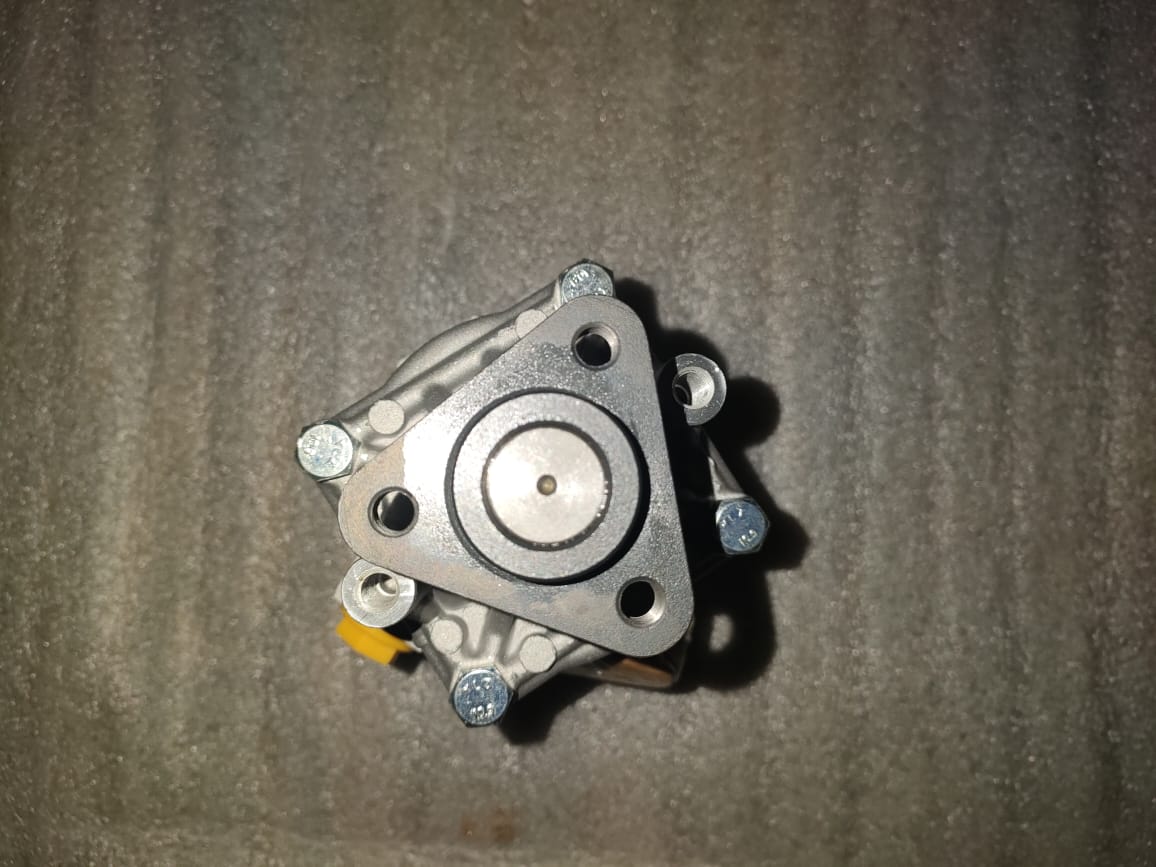 Audi A6 1997 – 2004 4.2 V8 NEW power steering pumps for sale - Private Seller