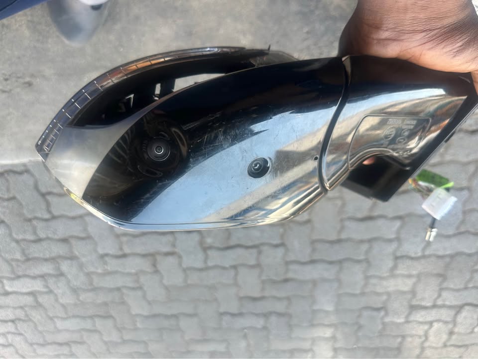 Jetour X70 Plus Right  Side Mirror - Private Seller