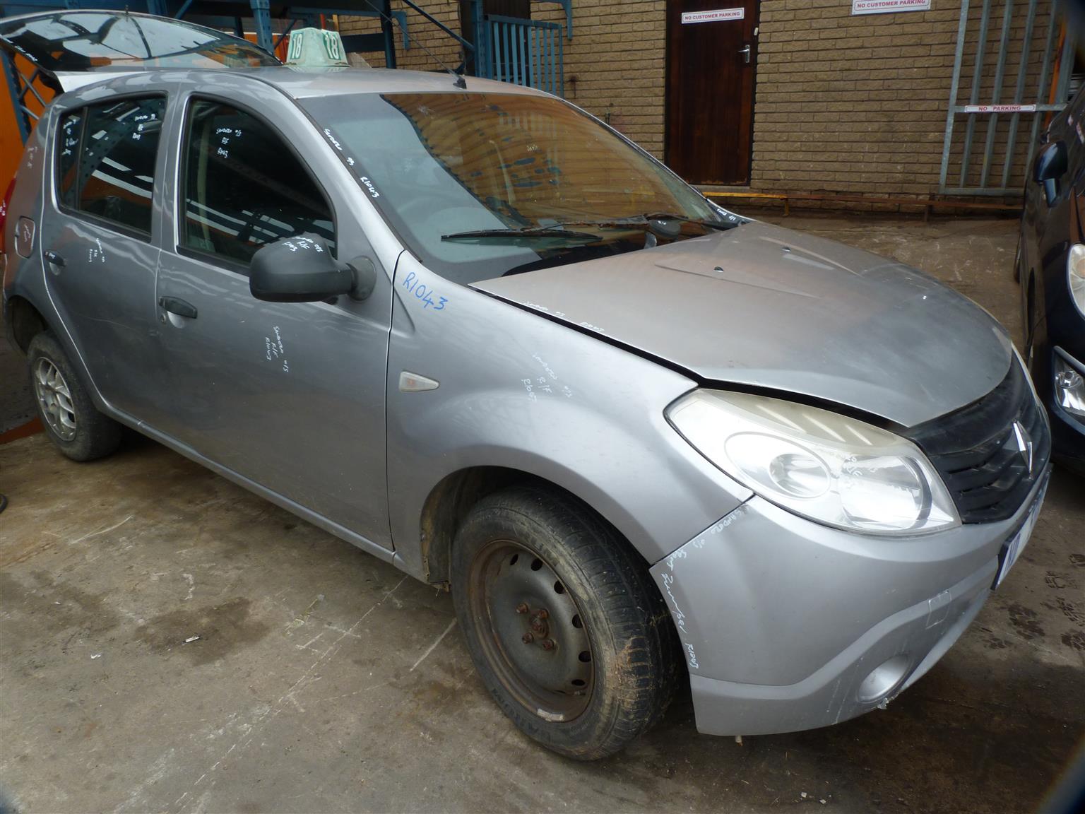 Renault Sandero 1.4 8V MPI Manual - 2010 - Private Seller Renault Sandero 1.4 8V MPI Manual - 2010 - Private Seller