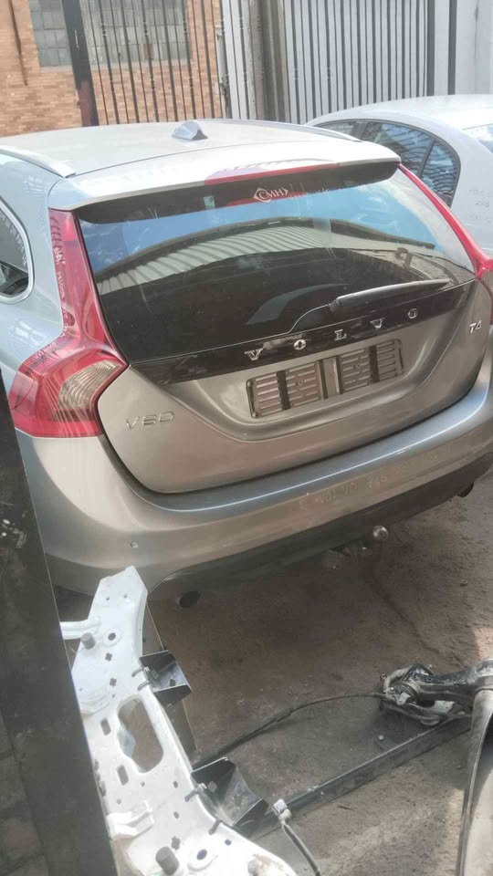 2011 Volvo v60 stripping for spares - Private Seller 2011 Volvo v60 stripping for spares - Private Seller