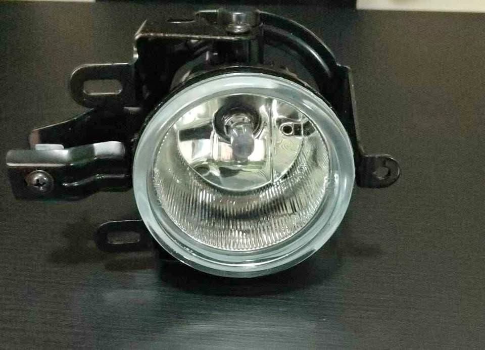 Mitsubishi Pajero 2007-15 *L/H Fog Light* - Private Seller Mitsubishi Pajero 2007-15 *L/H Fog Light* - Private Seller