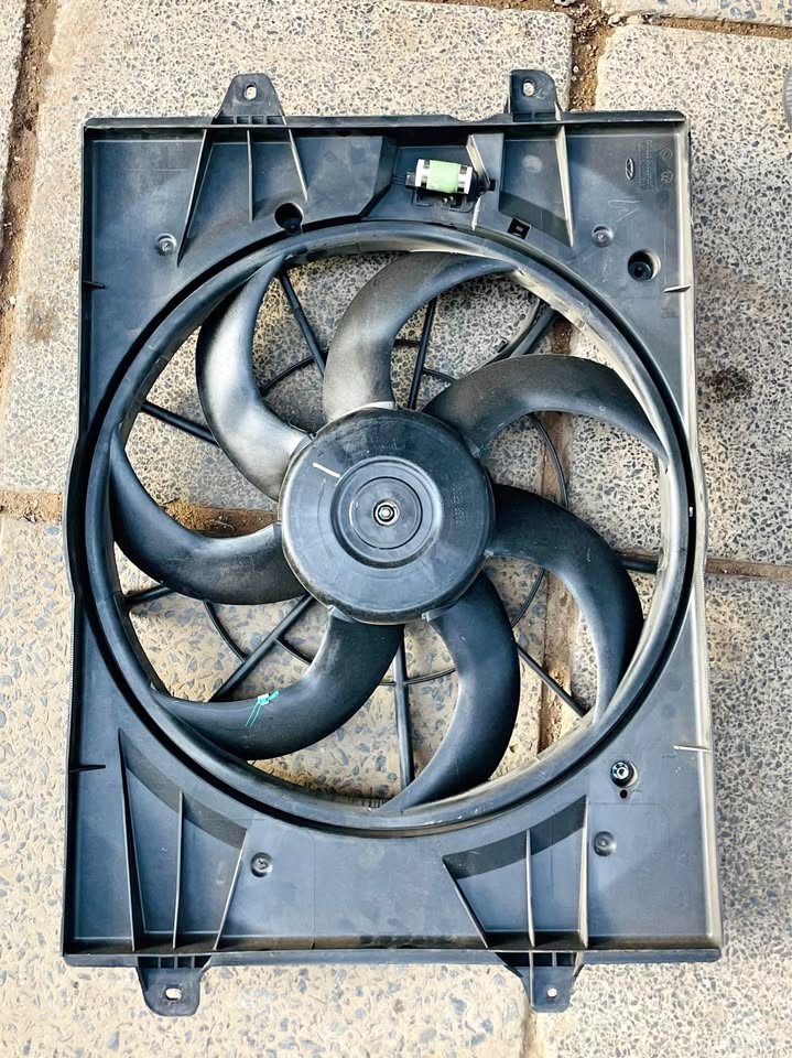 Chery Tiggo fan - Private Seller Chery Tiggo fan - Private Seller