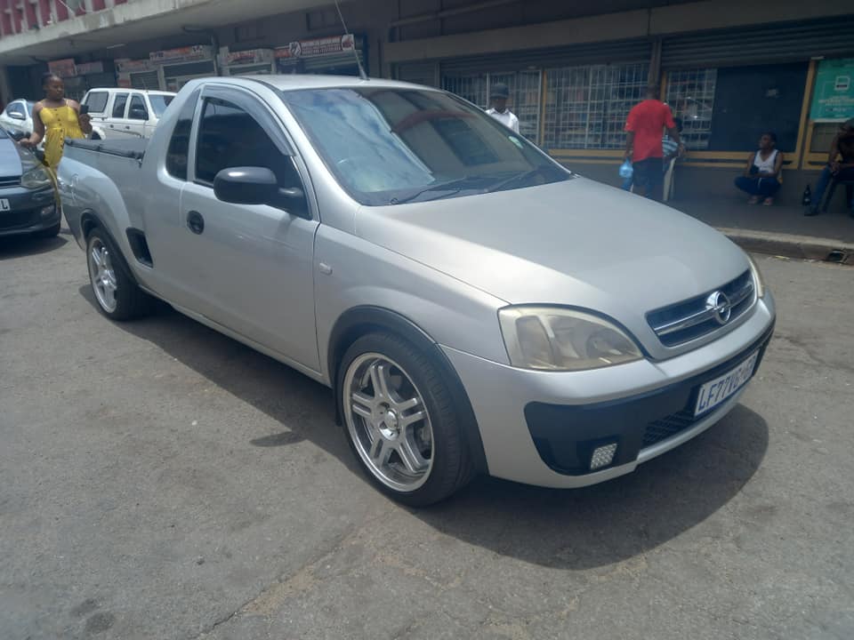 2009 OPEL CORSA BAKKIE 1.4 PETROL, MANUAL, 103000KM, SILVER IN COLOR,