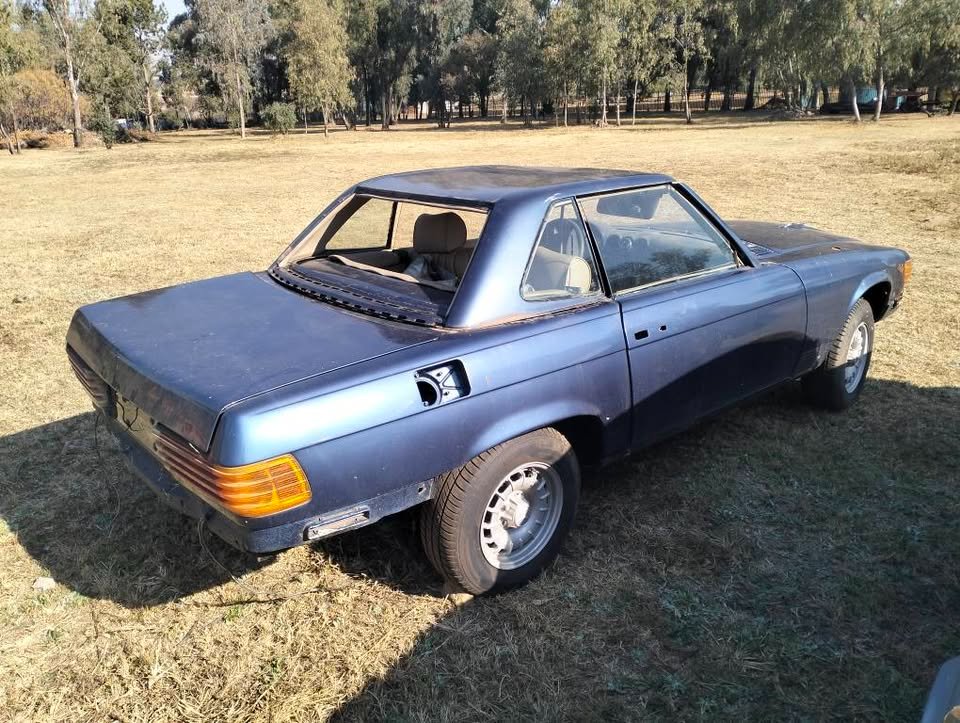 1983 Mercedes-Benz R107 (Project) | Junk Mail Marketplace