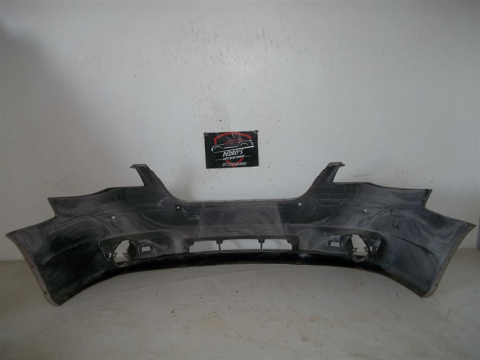 Chrysler Voyager/Town & Country '08-'10 front bumper - Private Seller