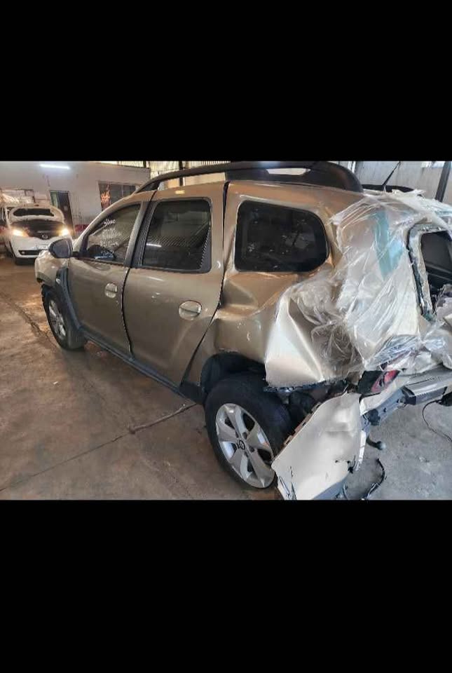 RENAULT  DUSTER 1.5 dCI STRIPPING